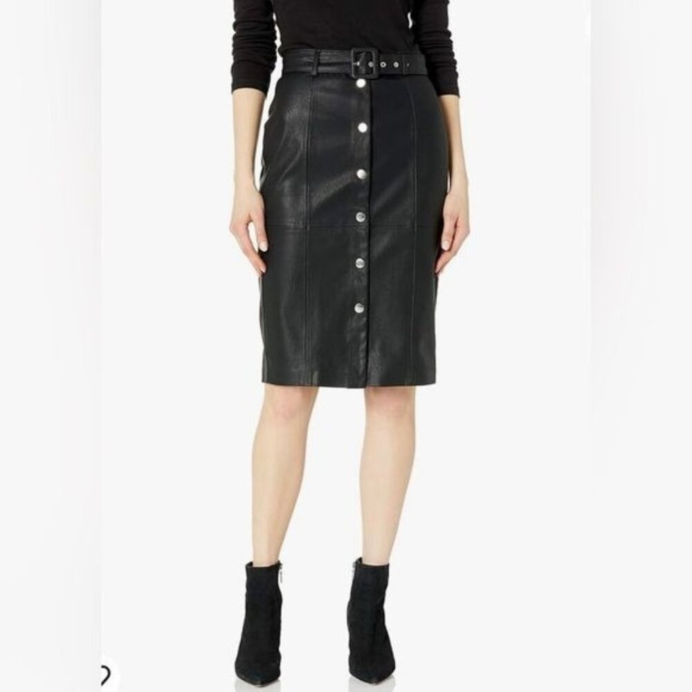 Blanknyc women faux leather skirt size 31